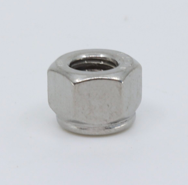 Гайка М6 30224-060810