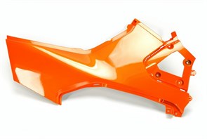Облицовка правая (оранжевый / LAVA ORANGE) 9AWV-042022-8001-0YD00